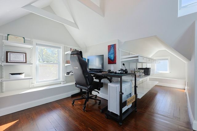 112 Roslindale Ave 2, Boston, MA 02131