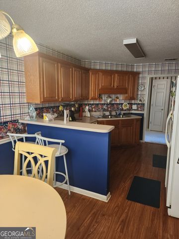 125 Crest Mont Drive, Macon, GA 31206