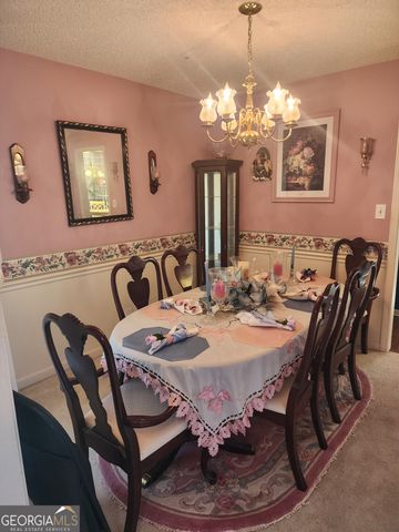 125 Crest Mont Drive, Macon, GA 31206