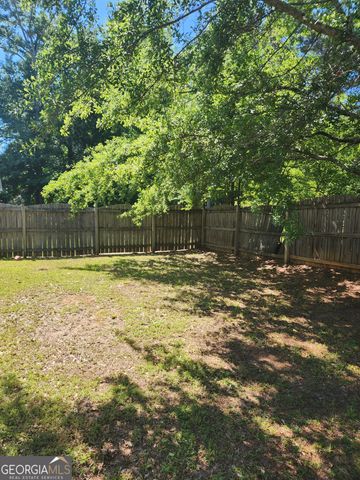 125 Crest Mont Drive, Macon, GA 31206