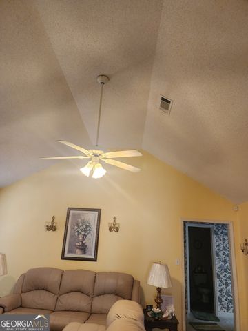 125 Crest Mont Drive, Macon, GA 31206