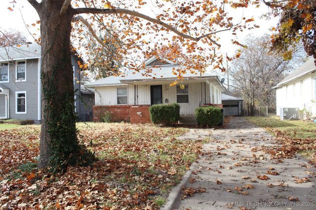 1325 S Dewey Avenue, Bartlesville, OK 74003