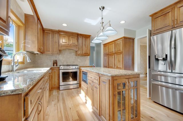 9007 Princeton Road, Woodbury, MN 55125