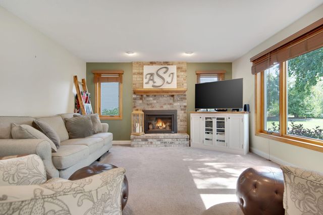 9007 Princeton Road, Woodbury, MN 55125