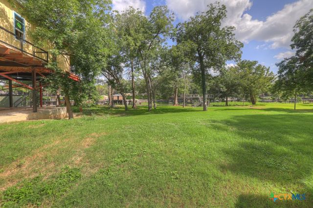 1155 Ethel, Seguin, TX 78155