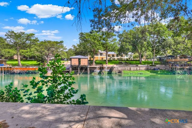 1155 Ethel, Seguin, TX 78155