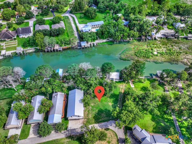 1155 Ethel, Seguin, TX 78155