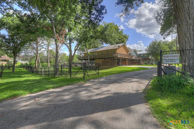 1155 Ethel, Seguin, TX 78155