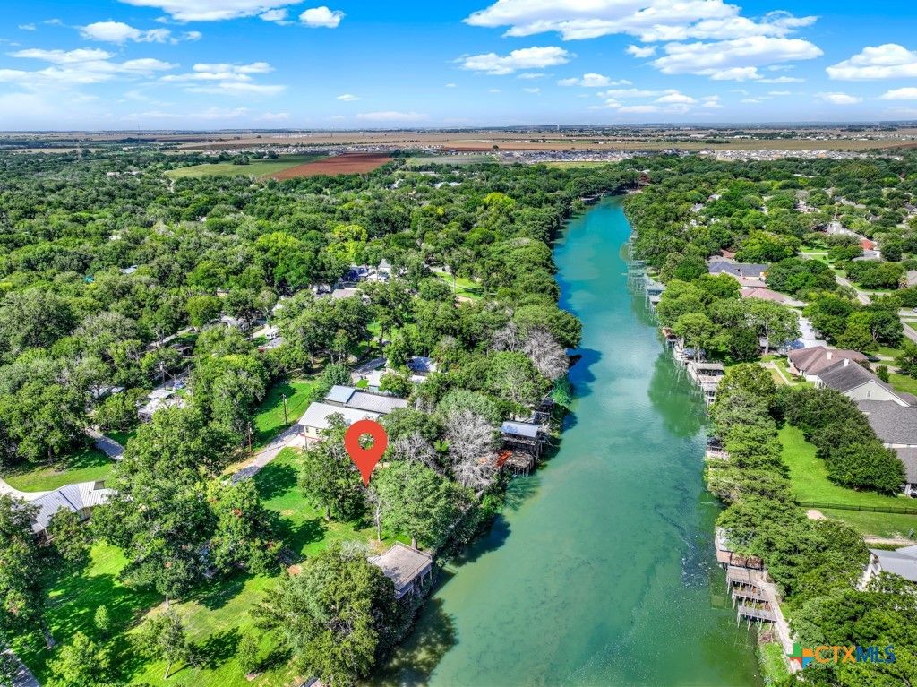 1155 Ethel, Seguin, TX 78155