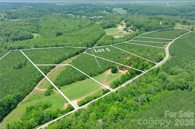 5 Morrison Road, Morganton, NC 28655