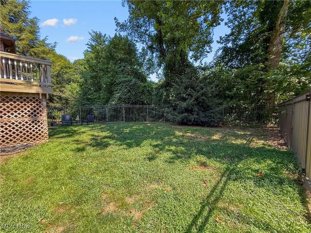 9 Henderson Lane, Williamstown, WV 26187