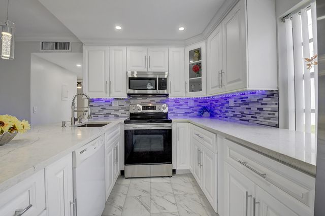 974 Normandy Trail 974, Delray Beach, FL 33484