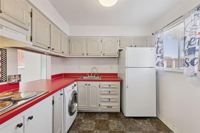 2854 N POWERS DRIVE 98, Orlando, FL 32818