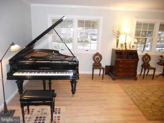 61 BRADFORD WAY, Voorhees, NJ 08043