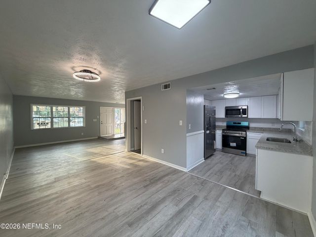 6137 TUSCONY Circle, Jacksonville, FL 32277