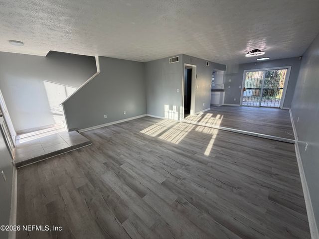 6137 TUSCONY Circle, Jacksonville, FL 32277