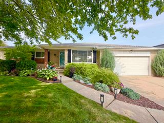41304 Clairpointe St Street, Harrison Twp, MI 48045