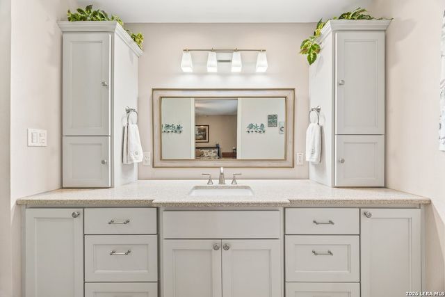 9106 Sundew Cir, Garden Ridge, TX 78266