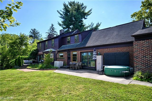 449 N Hambden Street, Chardon, OH 44024