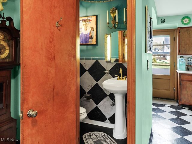 449 N Hambden Street, Chardon, OH 44024