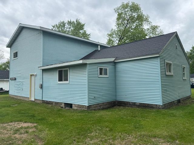 670 GERTRUDE AVENUE, Nekoosa, WI 54457