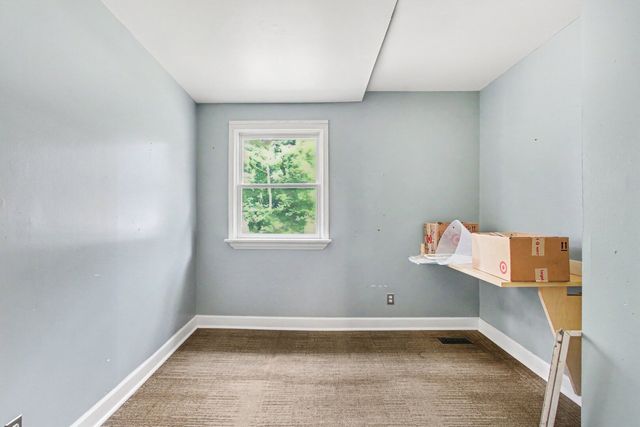 6N872 Fox River Avenue, St. Charles, IL 60174