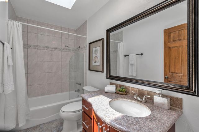 7001 Monte Verde Rd, El Sobrante, CA 94803
