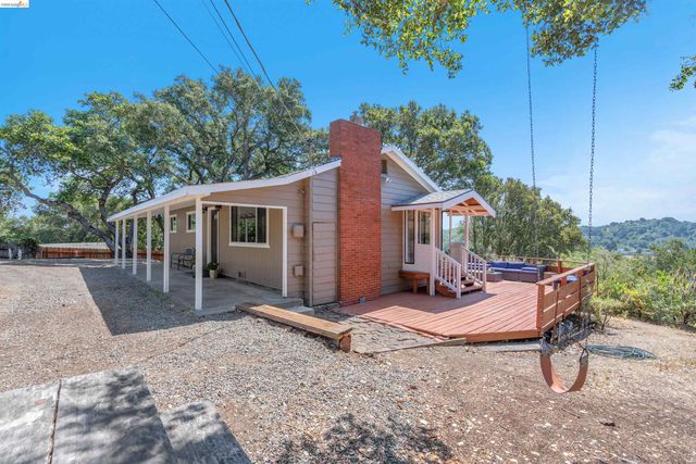 7001 Monte Verde Rd, El Sobrante, CA 94803