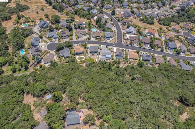 7001 Monte Verde Rd, El Sobrante, CA 94803