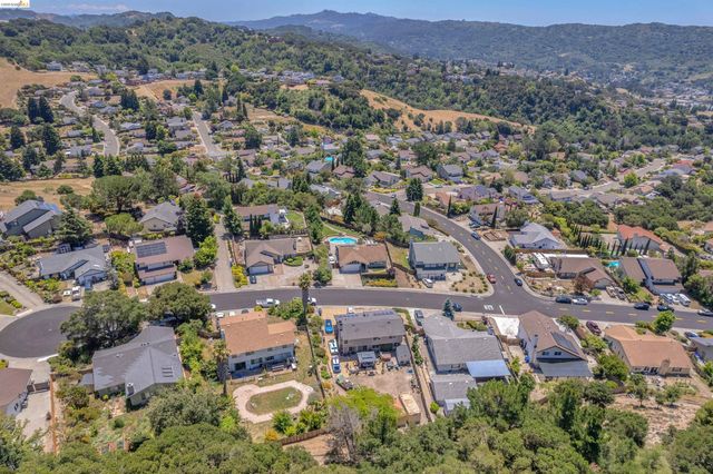7001 Monte Verde Rd, El Sobrante, CA 94803