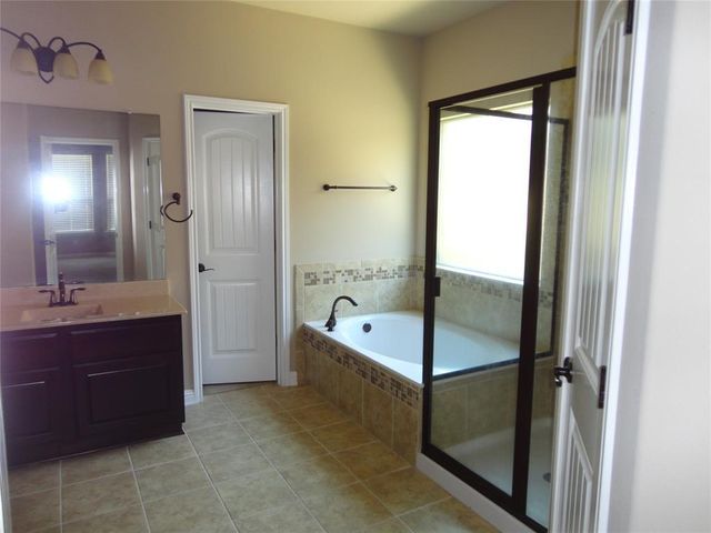 6400 Antigo LN, Austin, TX 78739