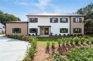 2650 ROSWELL Road, Marietta, GA 30062