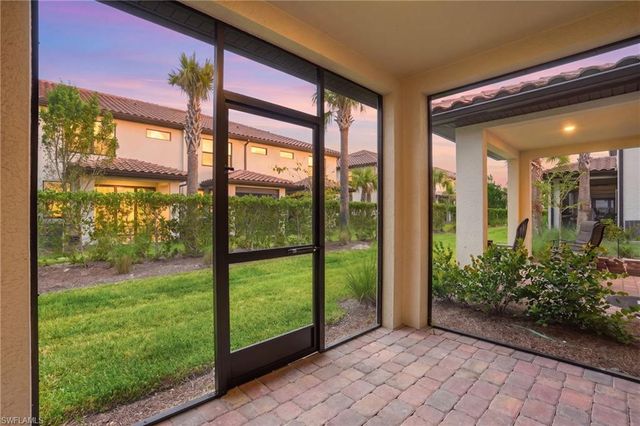 1516 Fells Cove LN, Cape Coral, FL 33909