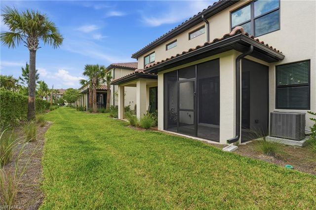 1516 Fells Cove LN, Cape Coral, FL 33909