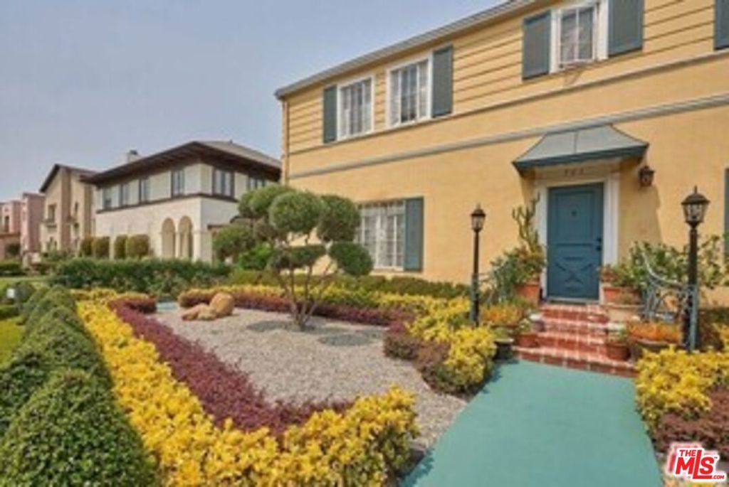 701 Lorraine Boulevard, Los Angeles, CA 90005