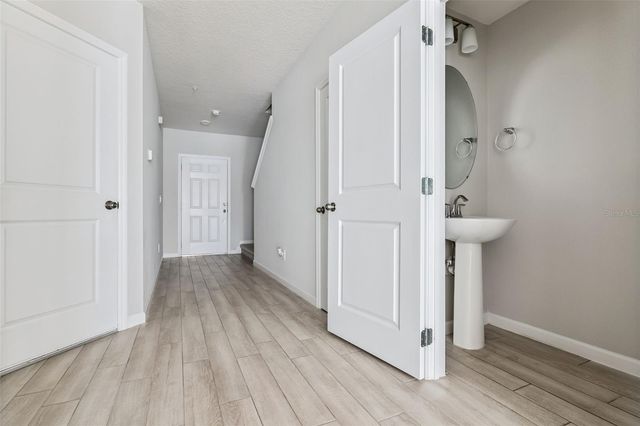 141 CAPE HONEYSUCKLE PLACE, Sanford, FL 32771