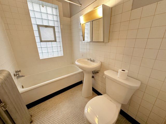 4010 N Bernard Street 7, Chicago, IL 60618