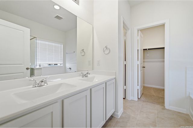 9005 Hazel Birch, Elmendorf, TX 78112