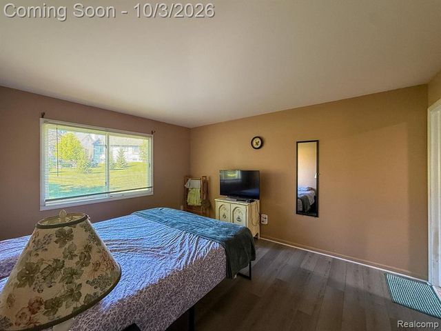 1580 Colony Drive, Rochester Hills, MI 48307