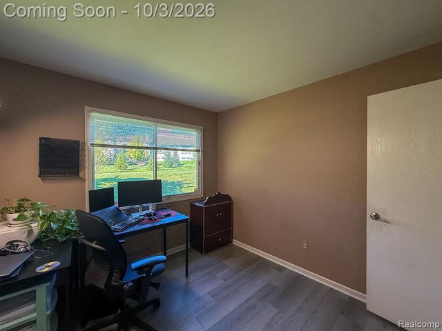 1580 Colony Drive, Rochester Hills, MI 48307