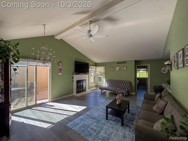 1580 Colony Drive, Rochester Hills, MI 48307