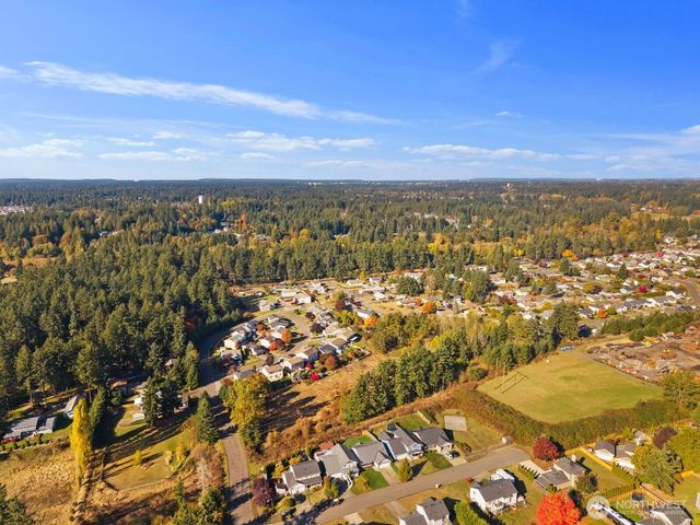 15920 42nd Avenue E, Tacoma, WA 98446