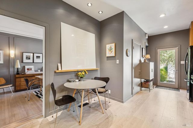 22 Clyde Ave, San Rafael, CA 94901