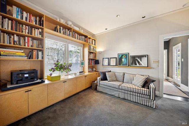 22 Clyde Ave, San Rafael, CA 94901