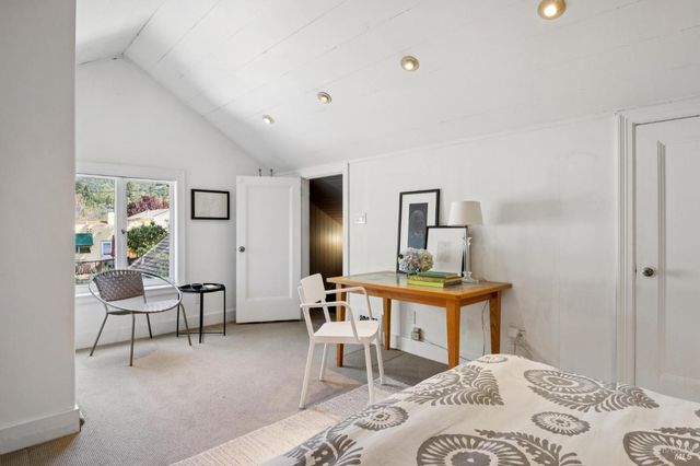 22 Clyde Ave, San Rafael, CA 94901