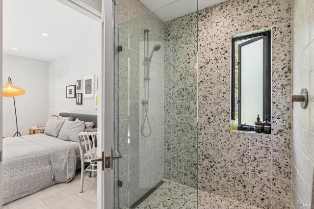 22 Clyde Ave, San Rafael, CA 94901