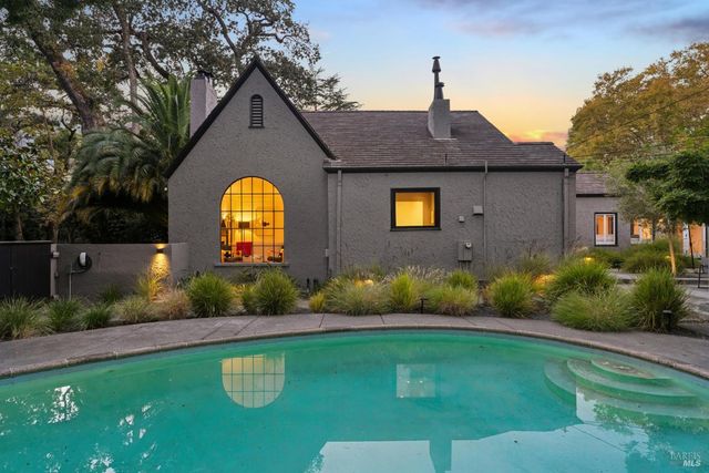 22 Clyde Ave, San Rafael, CA 94901