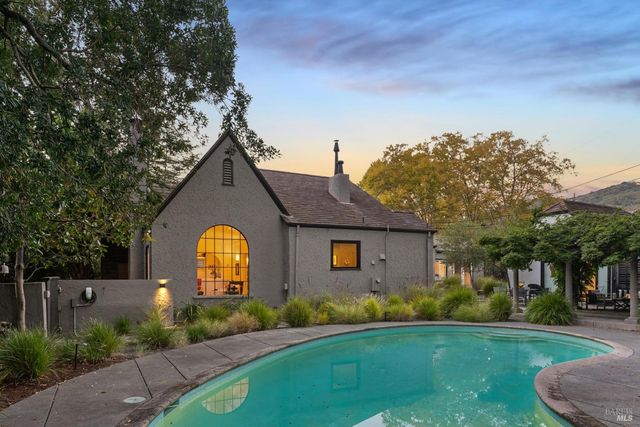 22 Clyde Ave, San Rafael, CA 94901