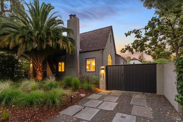 22 Clyde Ave, San Rafael, CA 94901