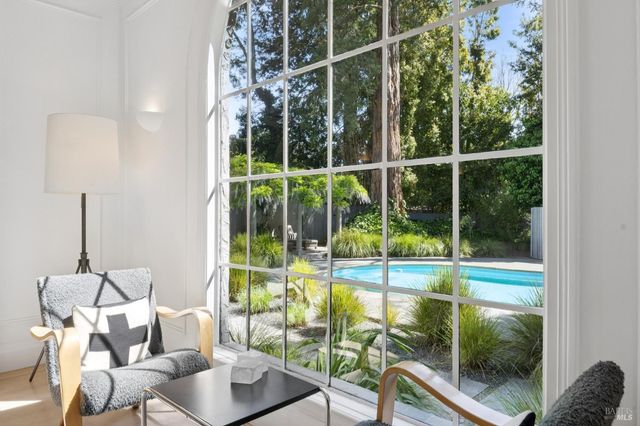 22 Clyde Ave, San Rafael, CA 94901